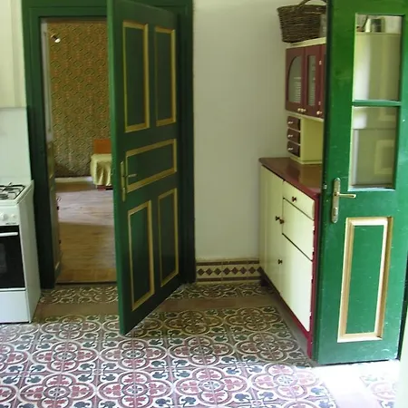 Almasliget Vendeghaz *
