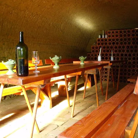 Almasliget Vendeghaz Holiday home